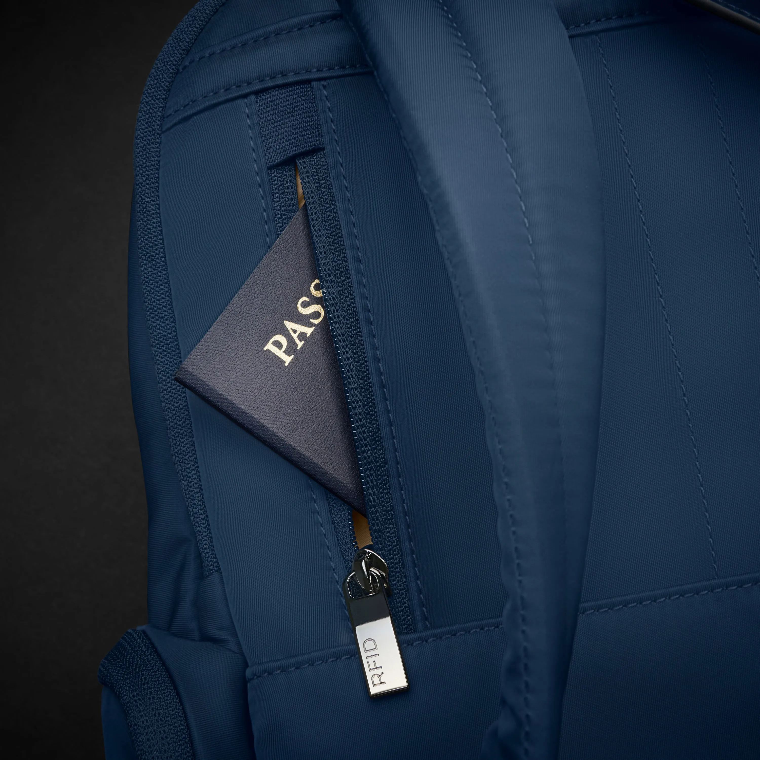 Briggs & Riley Rhapsody Medium Backpack - Navy