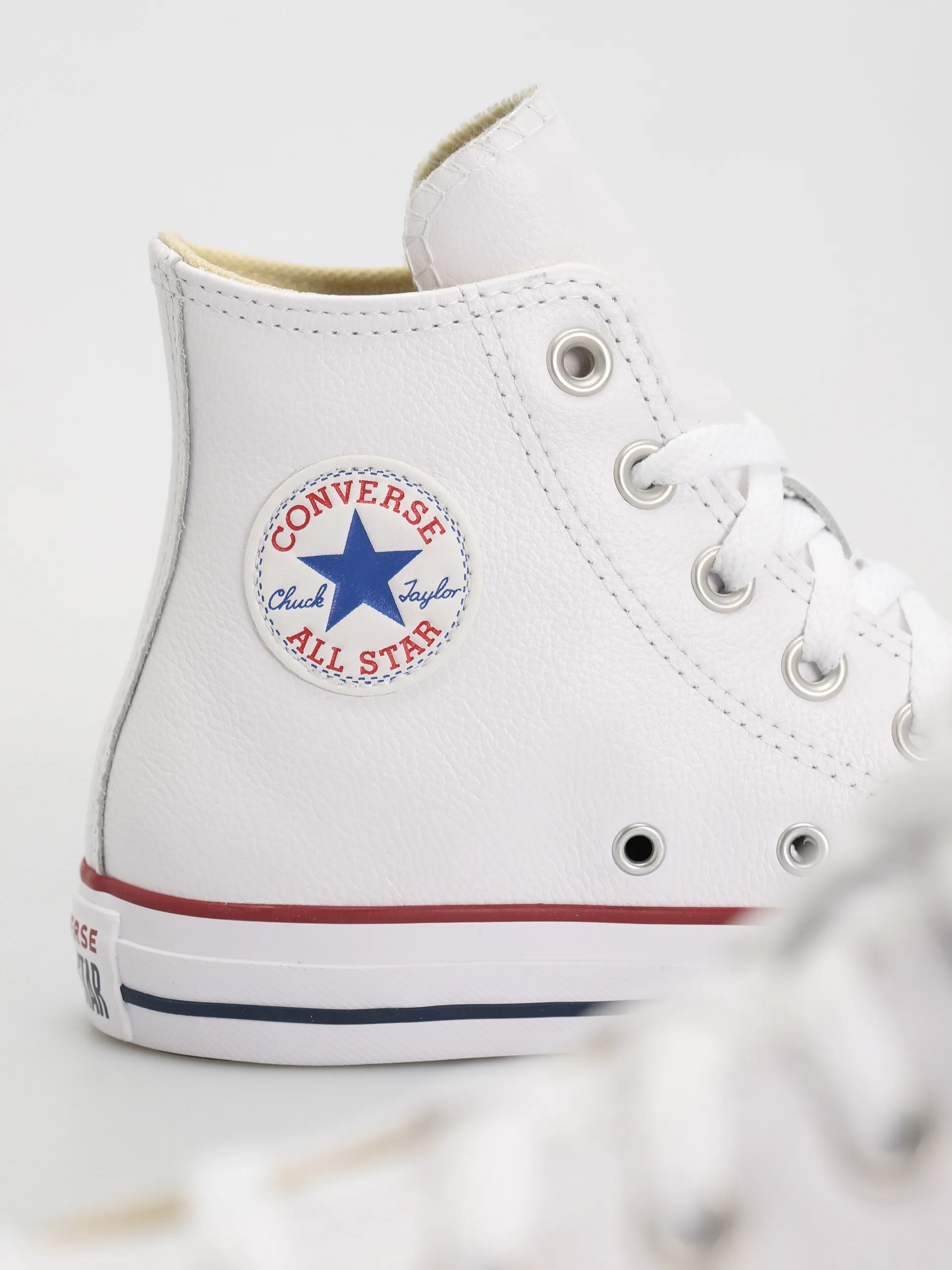 Converse Chuck Taylor Hi Chucks (white)