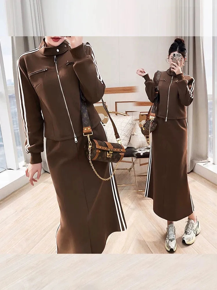 Cool and Relaxing Wear Suit Women's 2024 New Autumn and Winter Clothes Jacket Skirt Two-piece Sweater Suit