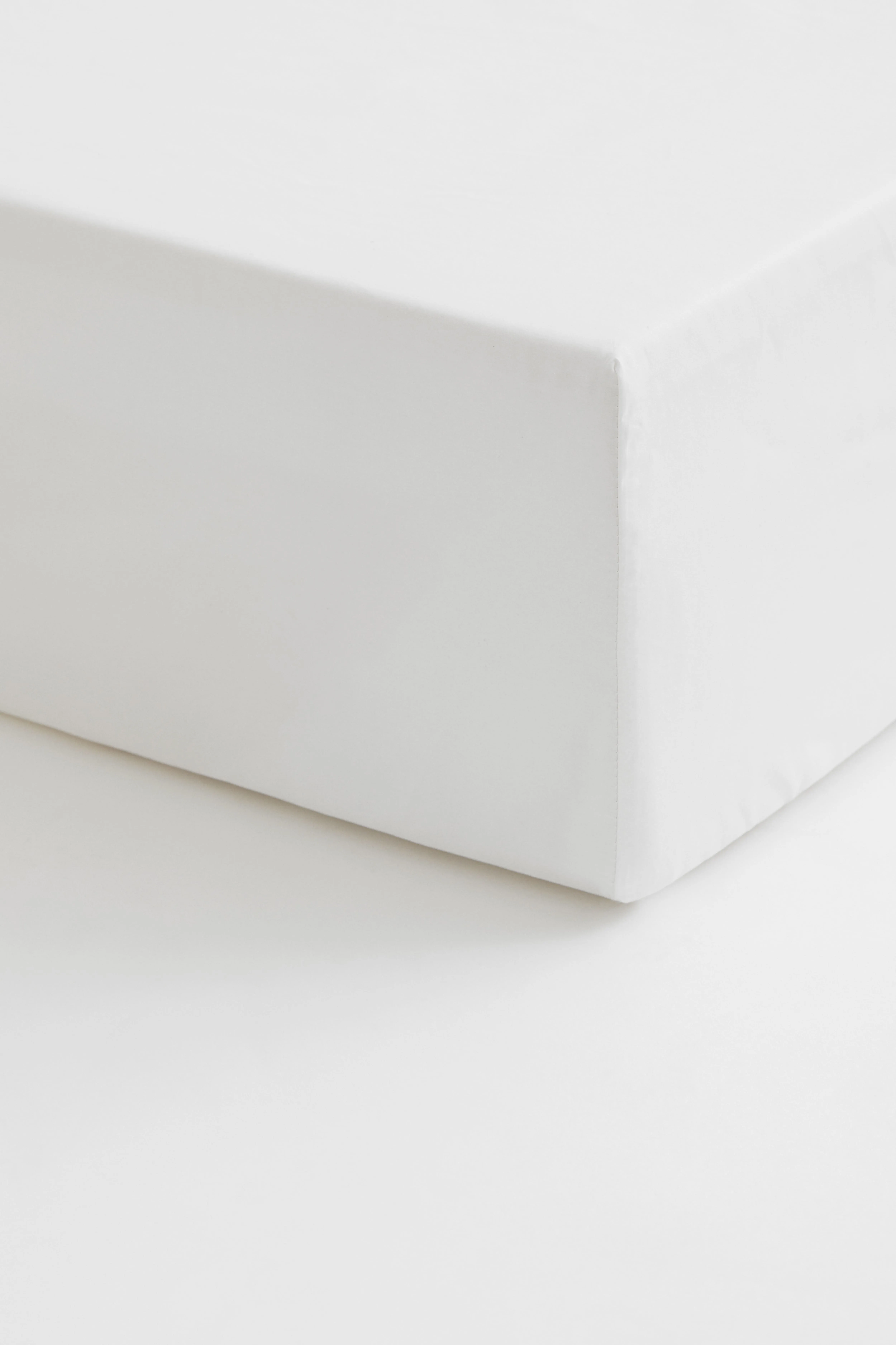 Cotton percale fitted sheet - White  - Home All | H&M GB