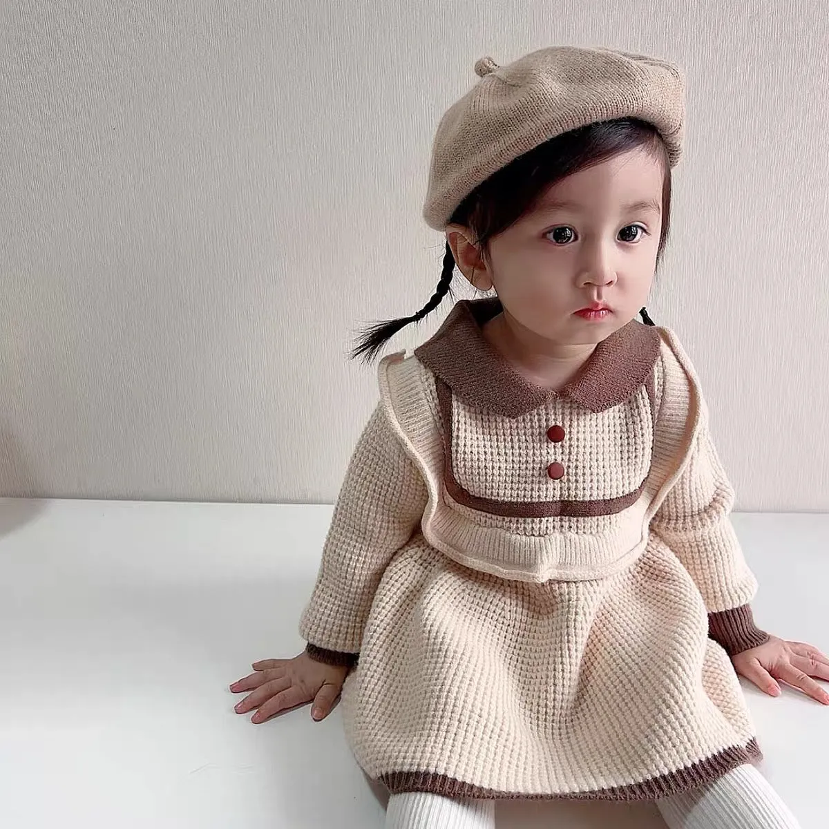 One-year-old dress baby girl knitted sweater dress girl dress one-year-old girl clothes crown garments Zhou Qiudong (K0216)