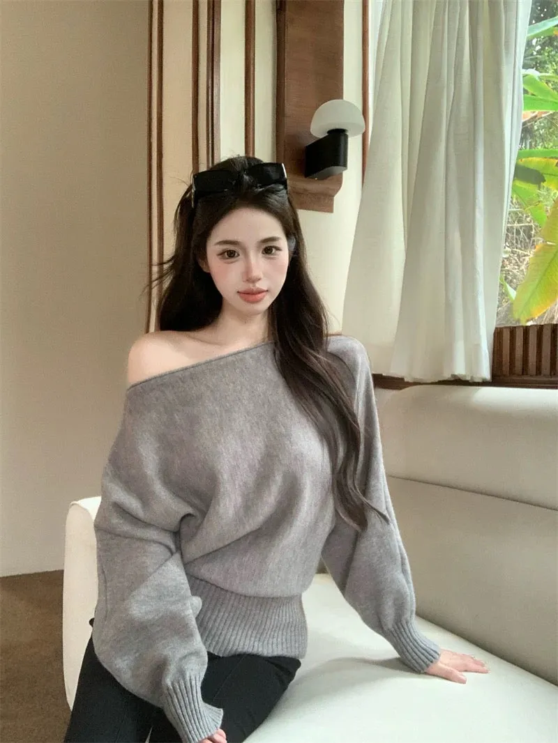 Pink one-shoulder bat-sleeve sweater for women in autumn and winter long-sleeved off-shoulder sweater loose lazy style off-the-s