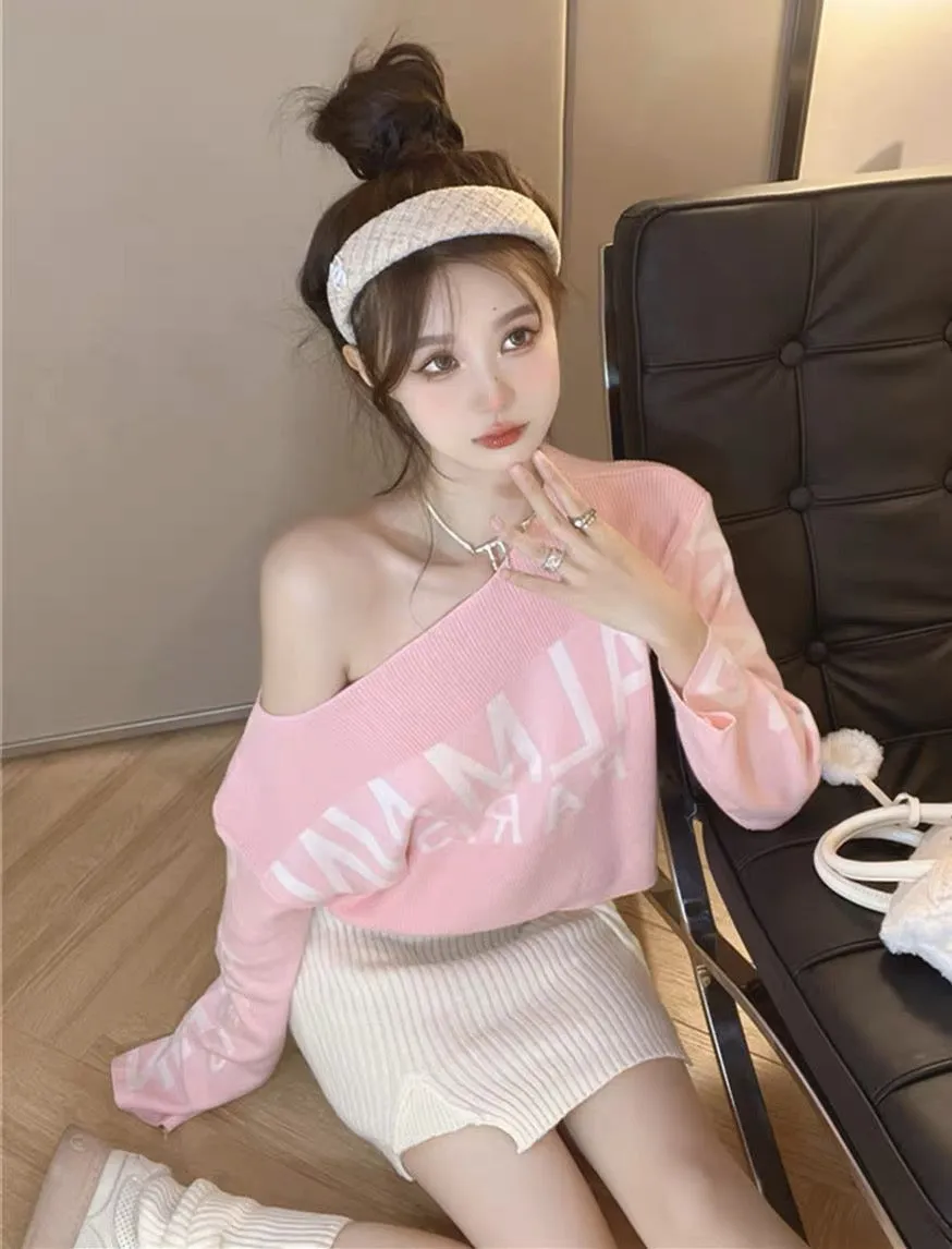 Pink soft waxy lazy sweater women's autumn and winter pure desire hot girl one-shoulder top design sense niche knitted bottoming