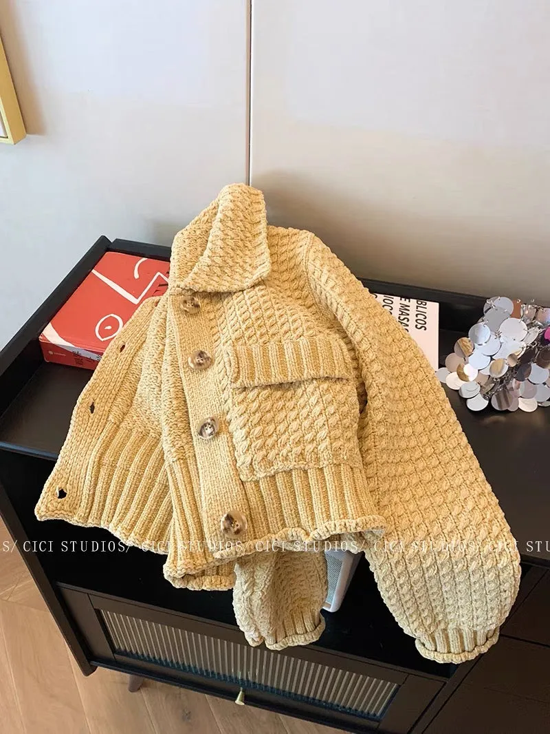 Retro distressed large lapel yellow knitted jacket for women autumn 2023 new style slim short sweater cardigan