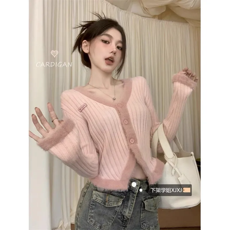 Spliced furry pink knitted cardigan for women autumn 2023 new slim fit short V-neck single-breasted top A2231