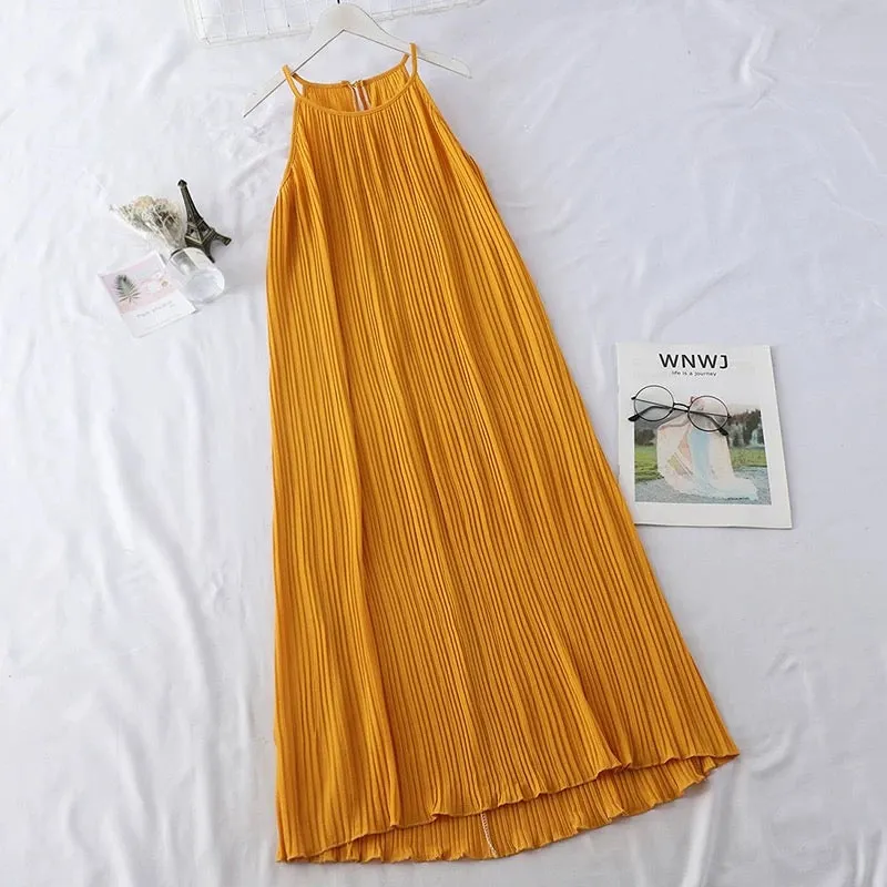 Temperament sleeveless halter neck tank top women's summer new style backless long pleated holiday dress long skirt trendy