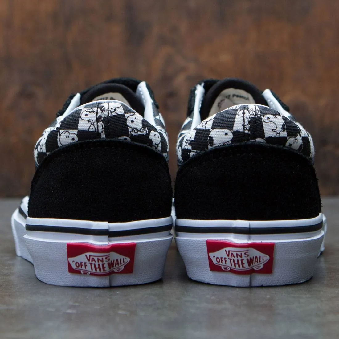 Vans x Peanuts Big Kids Old Skool V - Snoopy (black / checkerboard)